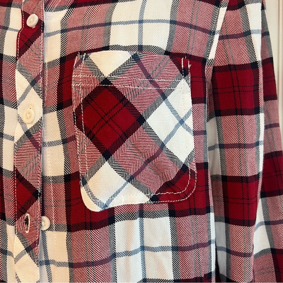 Super Soft beachlunchlounge Red Flannel Button Down Shirt Womens Size X-Small - Picture 2 of 4
